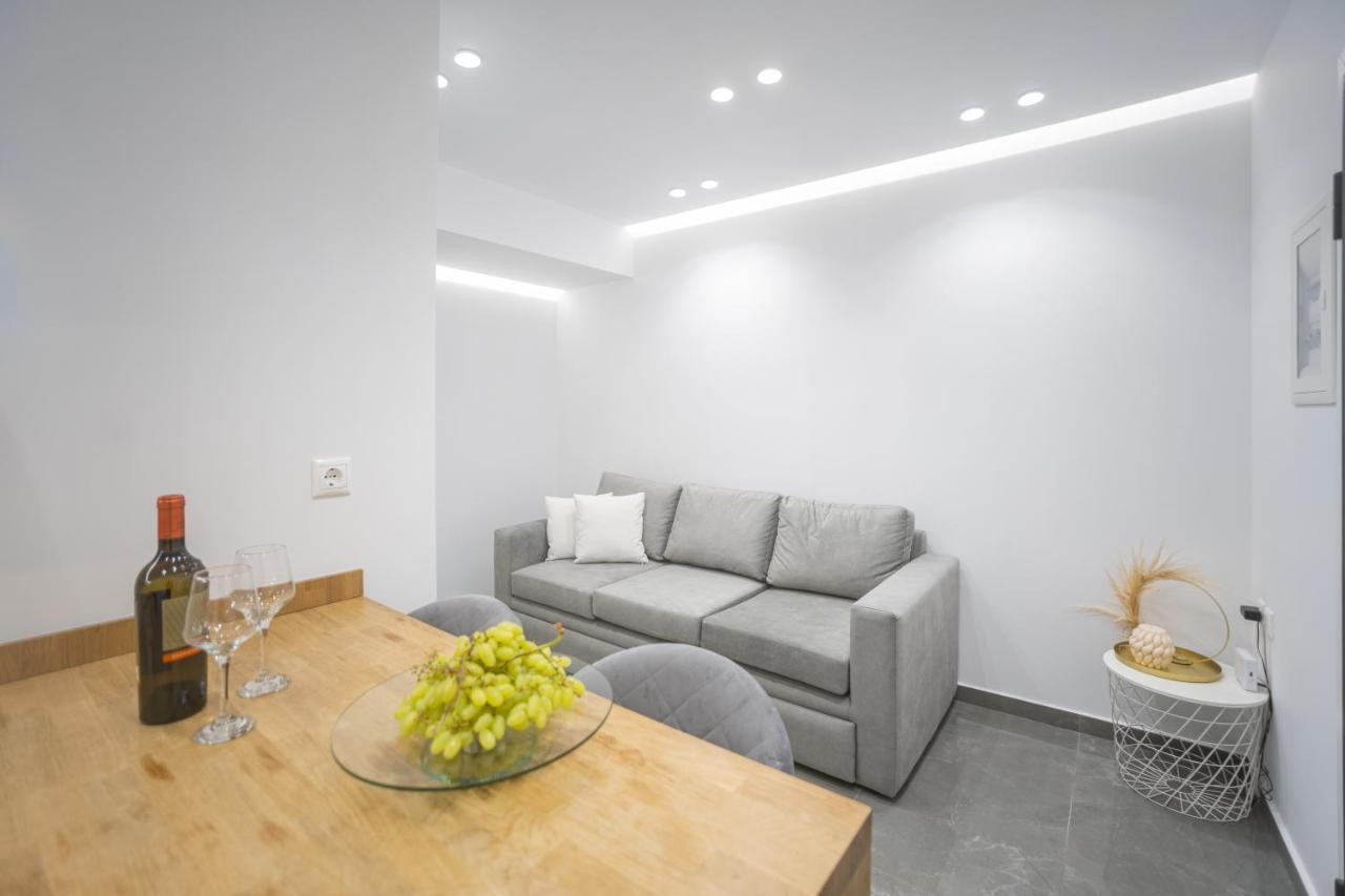 A Casa Nostra Apartment Лутраки Екстериор снимка